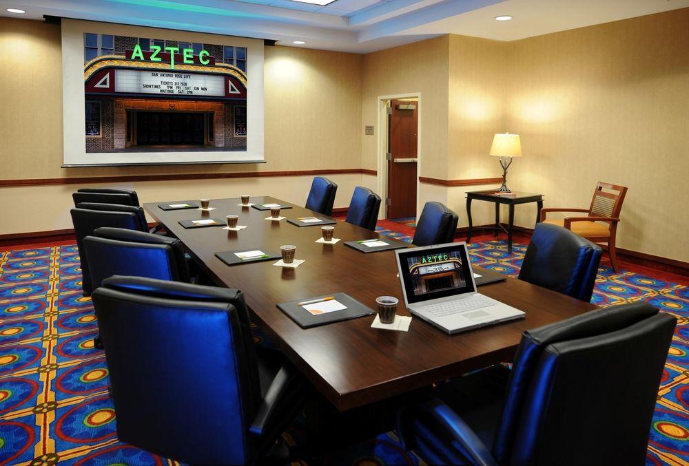 Courtyard By Marriott San Antonio Riverwalk Buitenkant foto